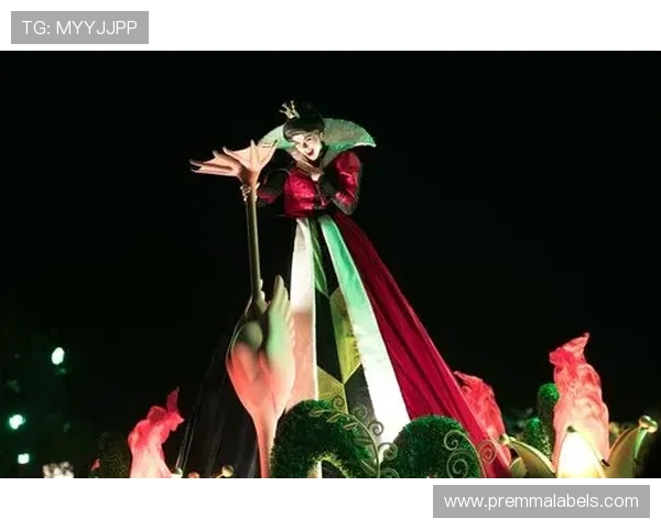 鲁本迪亚斯携女友亮相万圣节派对甜蜜化身海盗情侣惊艳全场 鲁本迪亚斯携女友亮相万圣节派对甜蜜化身海盗情侣惊艳全场